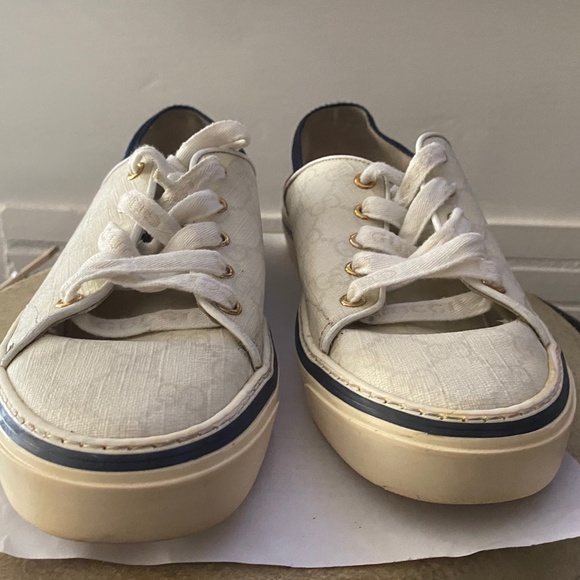 GUCCI MONOGRAMMED FABRIC SNEAKERS RUBBER SHOES 9.5-womens; mens-7.5 laced ITALy - Picture 2 of 11
